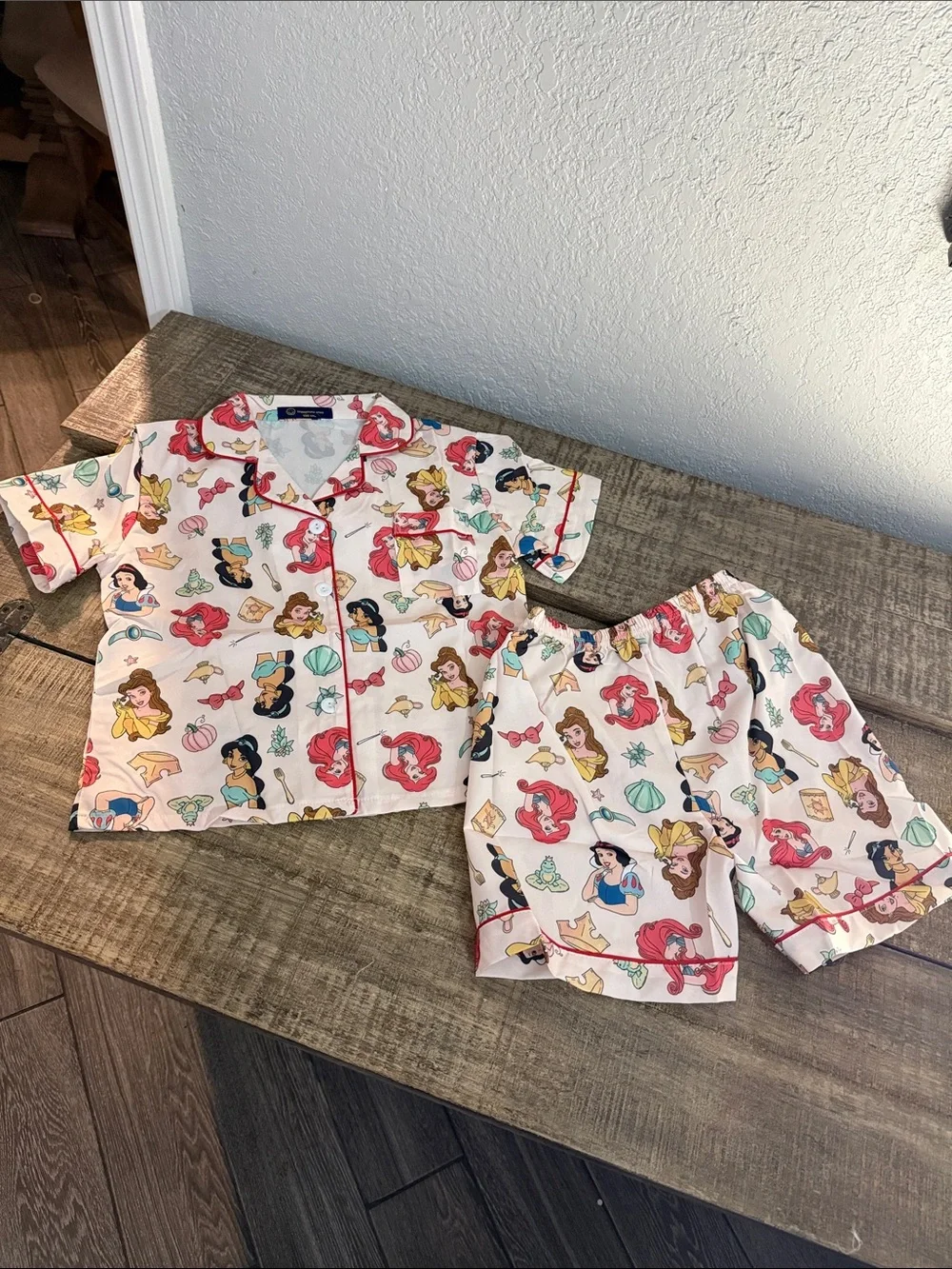 Kids' Printed Short Pajama Set - Pink Princess Characters